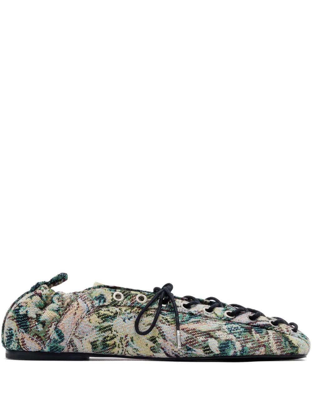 GANNI 태피스트리 이펙트 아일렛 디테일 레이스업 발레리나 슈즈 | 멀티컬러 | FARFETCH KR