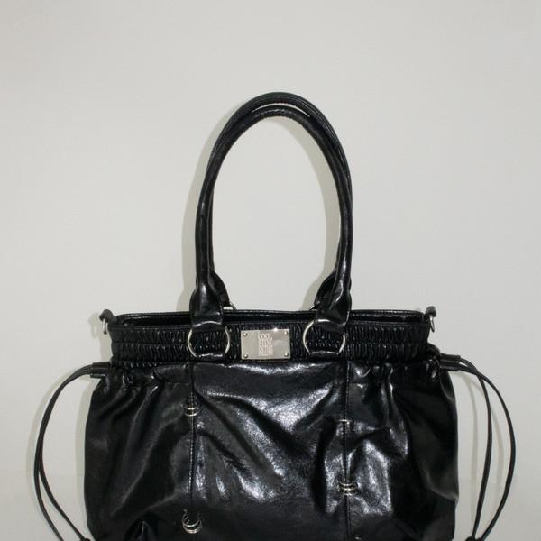 PIERCED BOXER BAG black