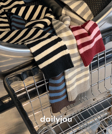 데일리쥬 [MADE] 프리츠 워셔블 스트라이프 니트 머플러