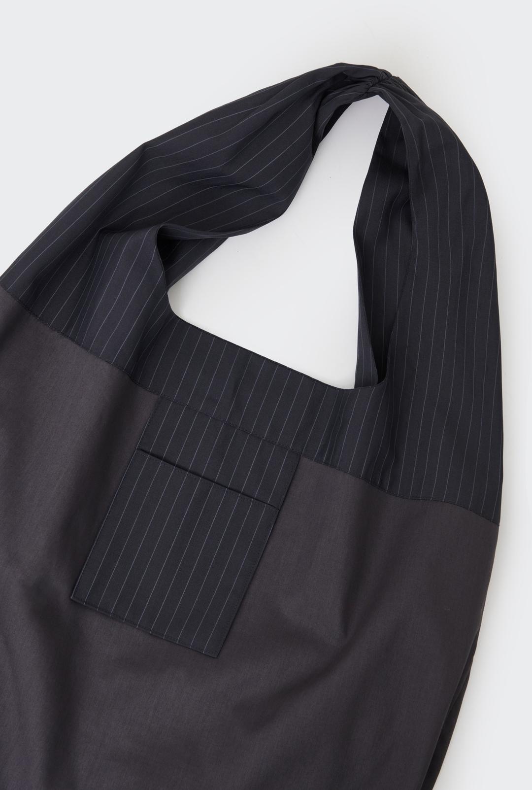 STRIPE SHIRRING SHOULER BAG (GREY)