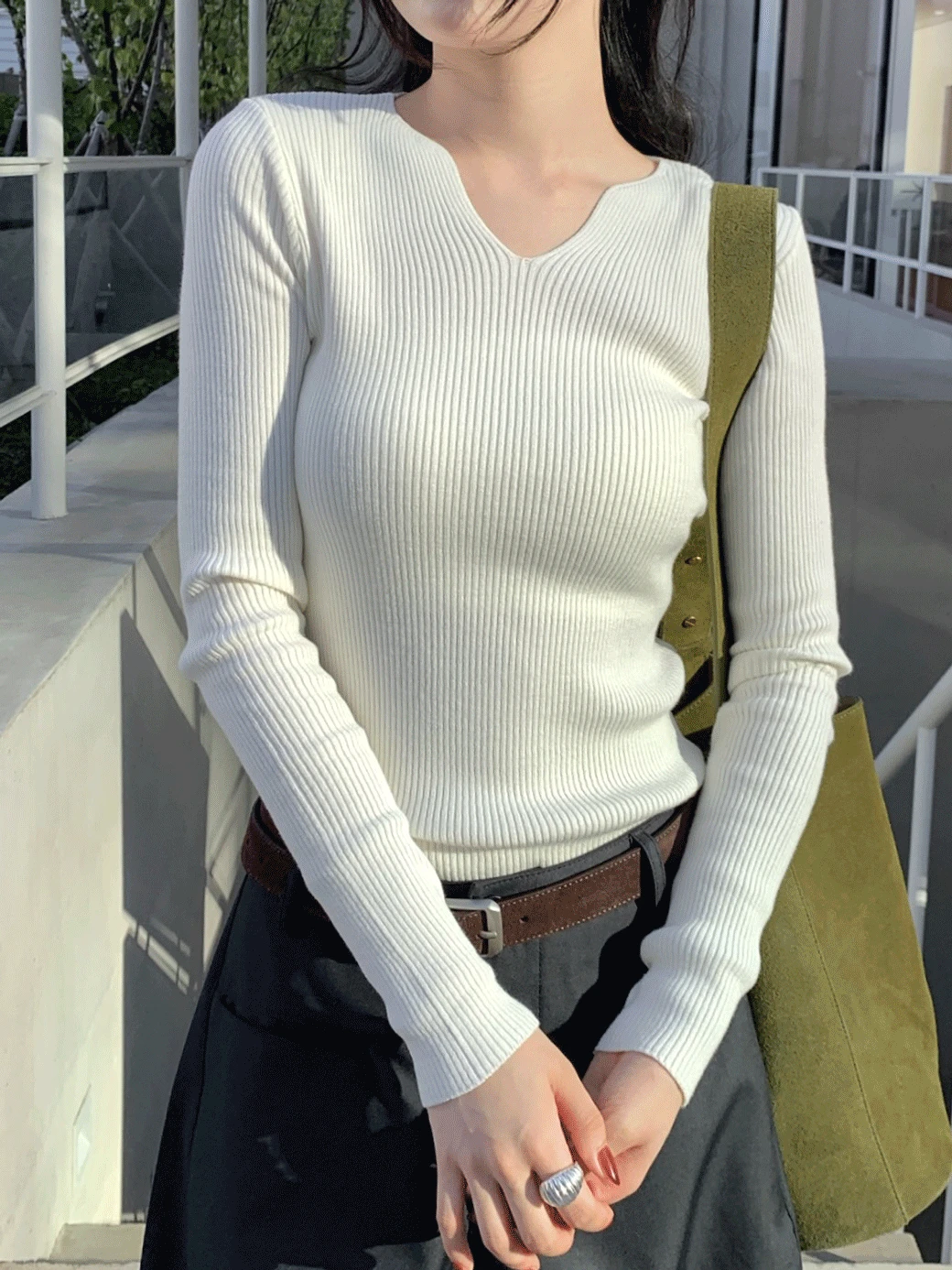 DN. Slate V-Neck Slim Knit