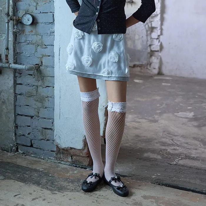 Rose Motiv Sheer Skirt_White