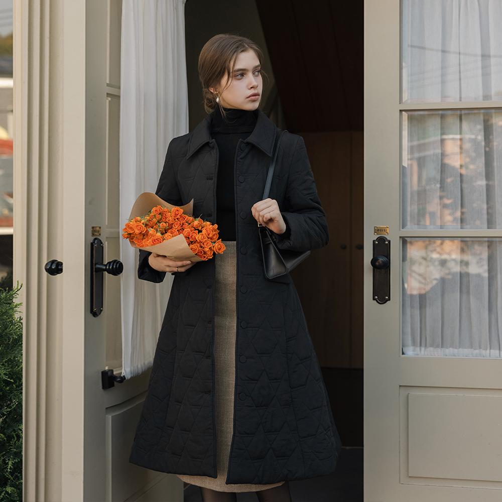 페미닌 4온스 퀼팅 A라인 롱 패딩