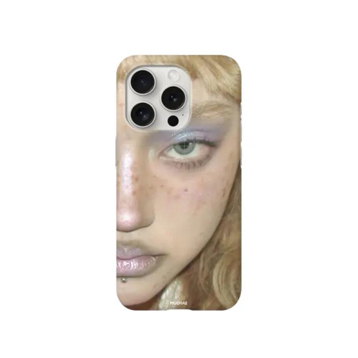 THE GIRL 001