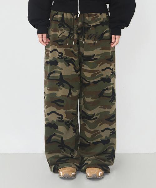 AU 레터링 롱 스웻 팬츠 카모
