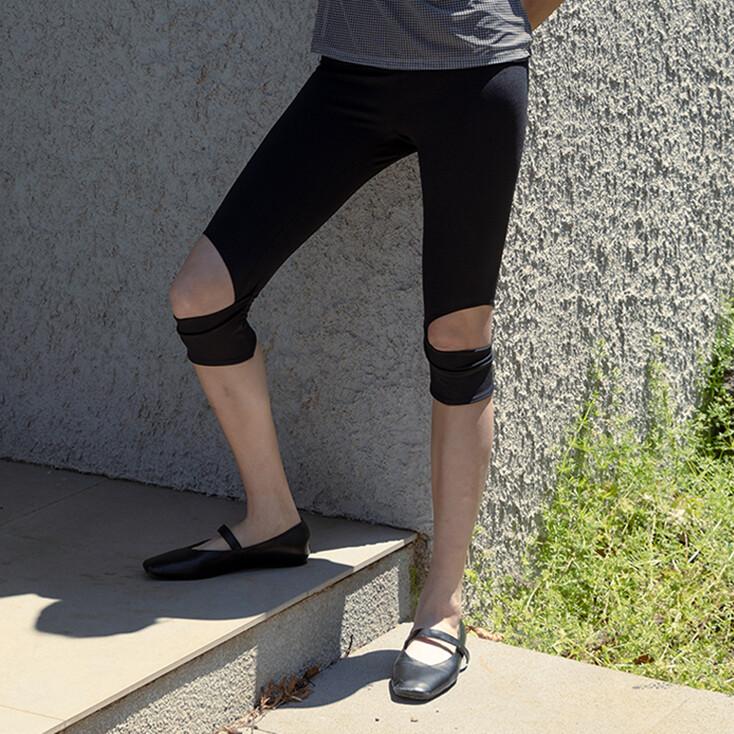 SLIT CUFFED LEGGINGS / BLACK