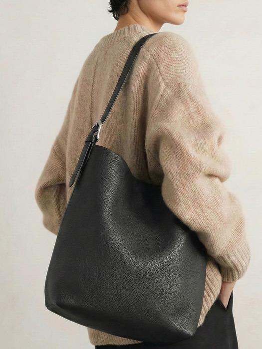 벨티드 레더 숄더백_블랙