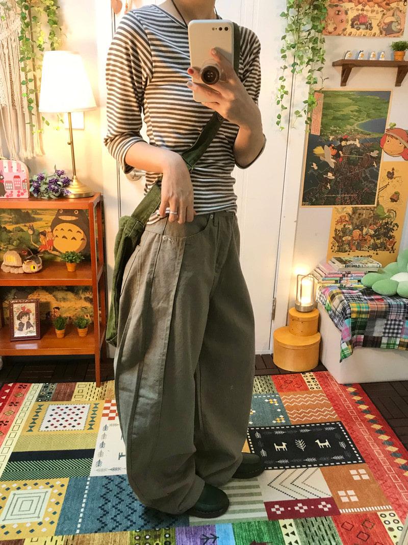 Cutting stich curve pants (khaki)