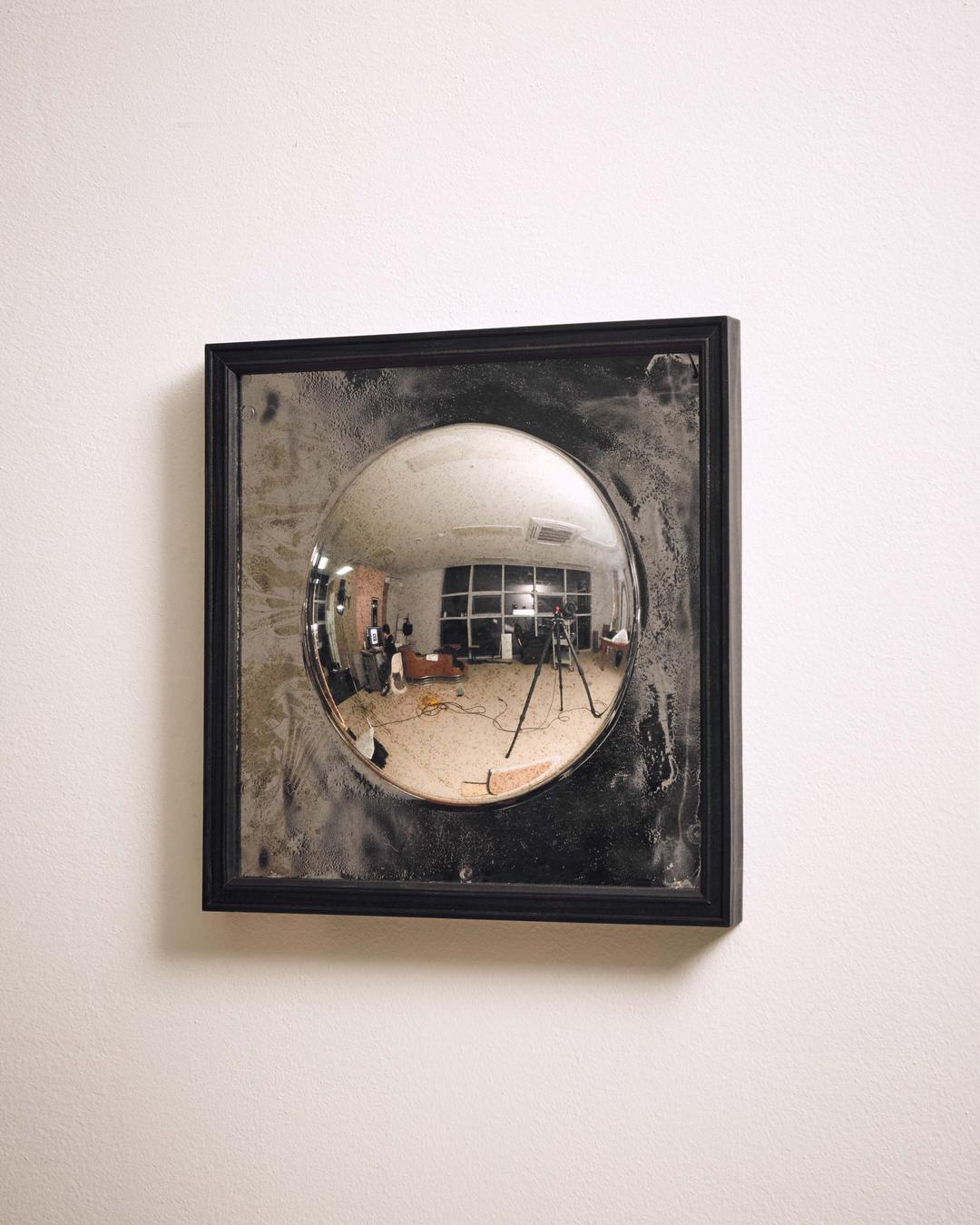 vintage mirror (black)