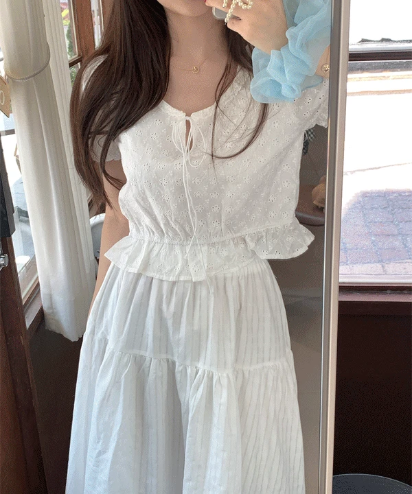 [한정수량/당일출고🚚] 아일렛 퍼프 반팔 블라우스 bl (여름블라우스)