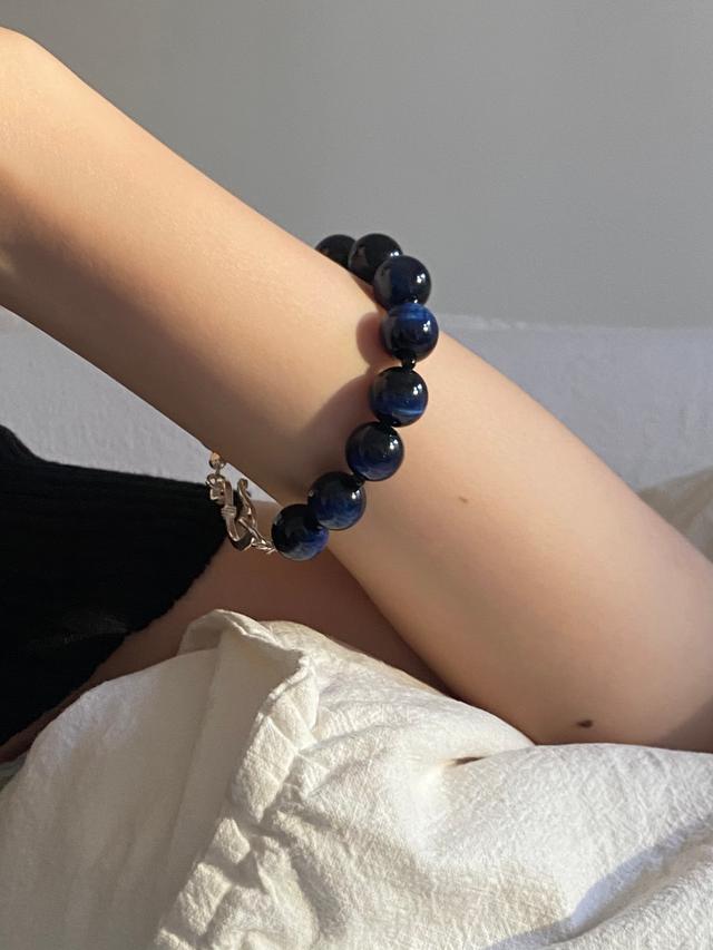Deepblue Tiger Eye Stone Bracelet (12mm)
