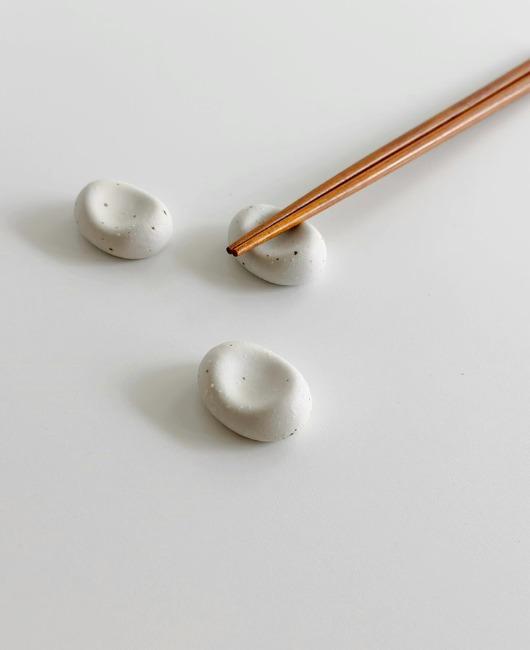 조약돌 젓가락 받침