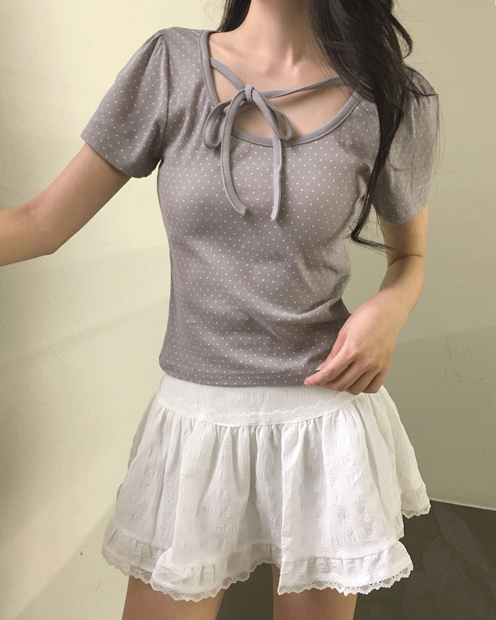온디드 [땡땡이리본🤍] 르폰 도트 퍼프 스트랩 반팔 티셔츠