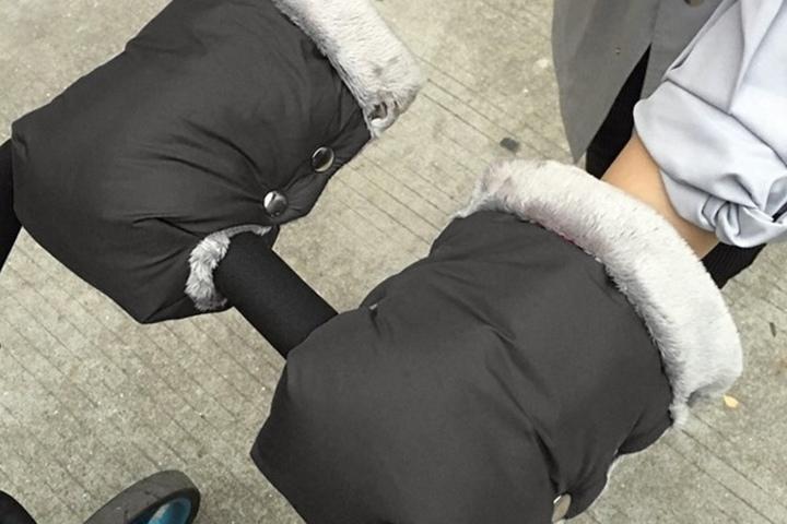 강아지 외출 산책 유모차 개모차 방한 겨울 털장갑