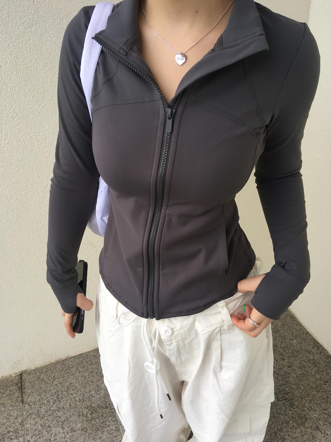 sporty zip up