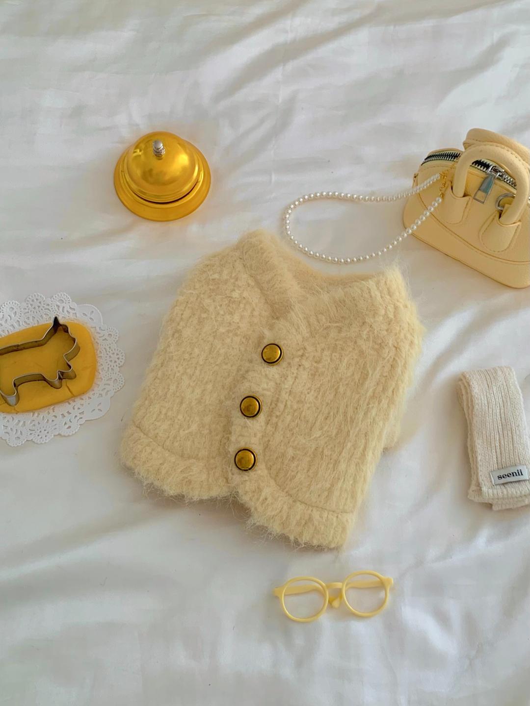 powder jacket (butter)