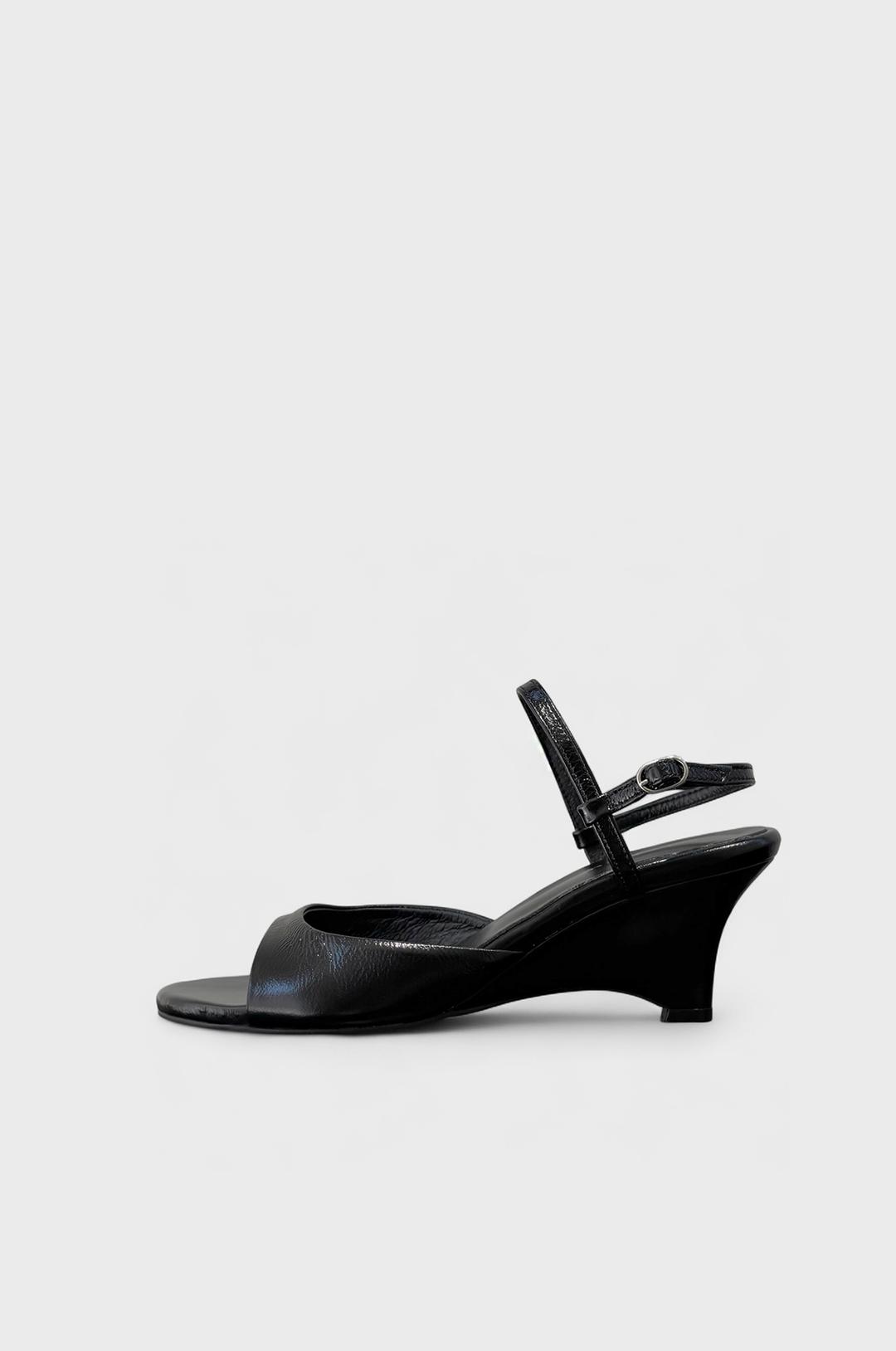 Open Toe Wedge Sandals - Oil Black