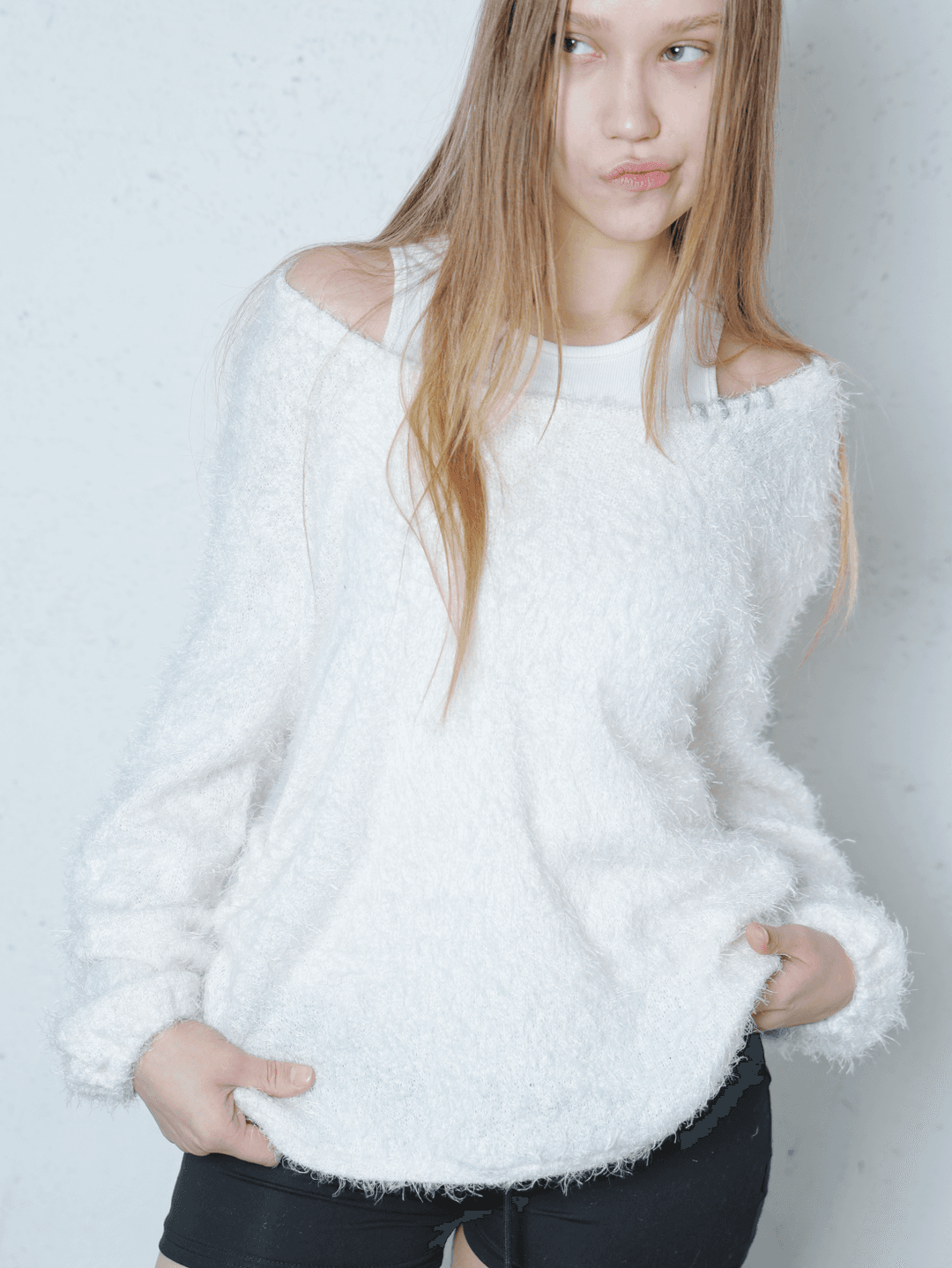 [블루클로젯 X 오운서] My Granny Stitch Angora Scarf Knit_ White(스카프 포함)