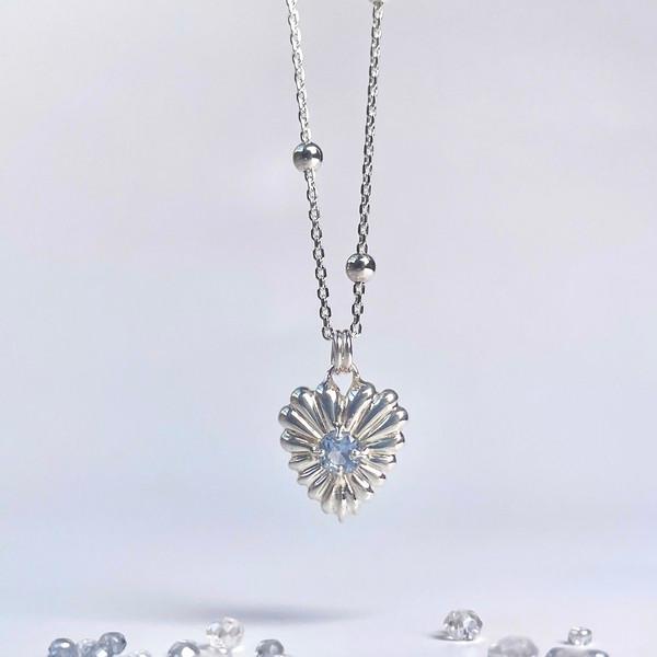 물결 하트 목걸이 ｜𝑾𝒂𝒗𝒆 𝑯𝒆𝒂𝒓𝒕 𝑵𝒆𝒄𝒌𝒍𝒂𝒄𝒆