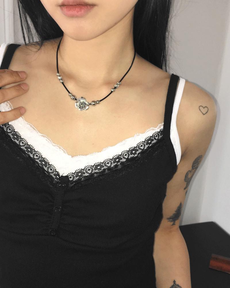 미파 빈티지 꽃 펜던트 로프 목걸이