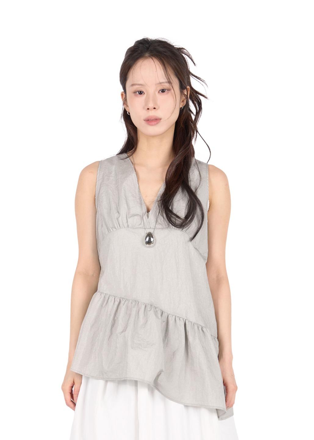 CHOU FRILL BLOUSE