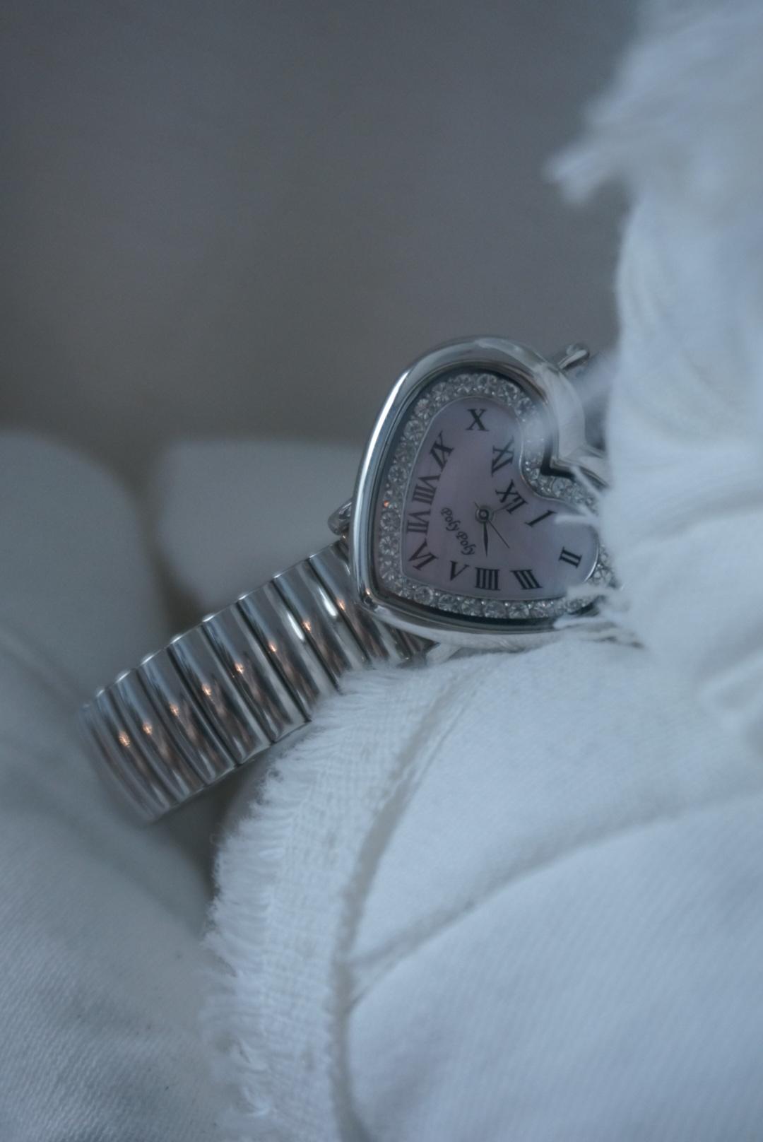 Cubic Heart Bangle Watch