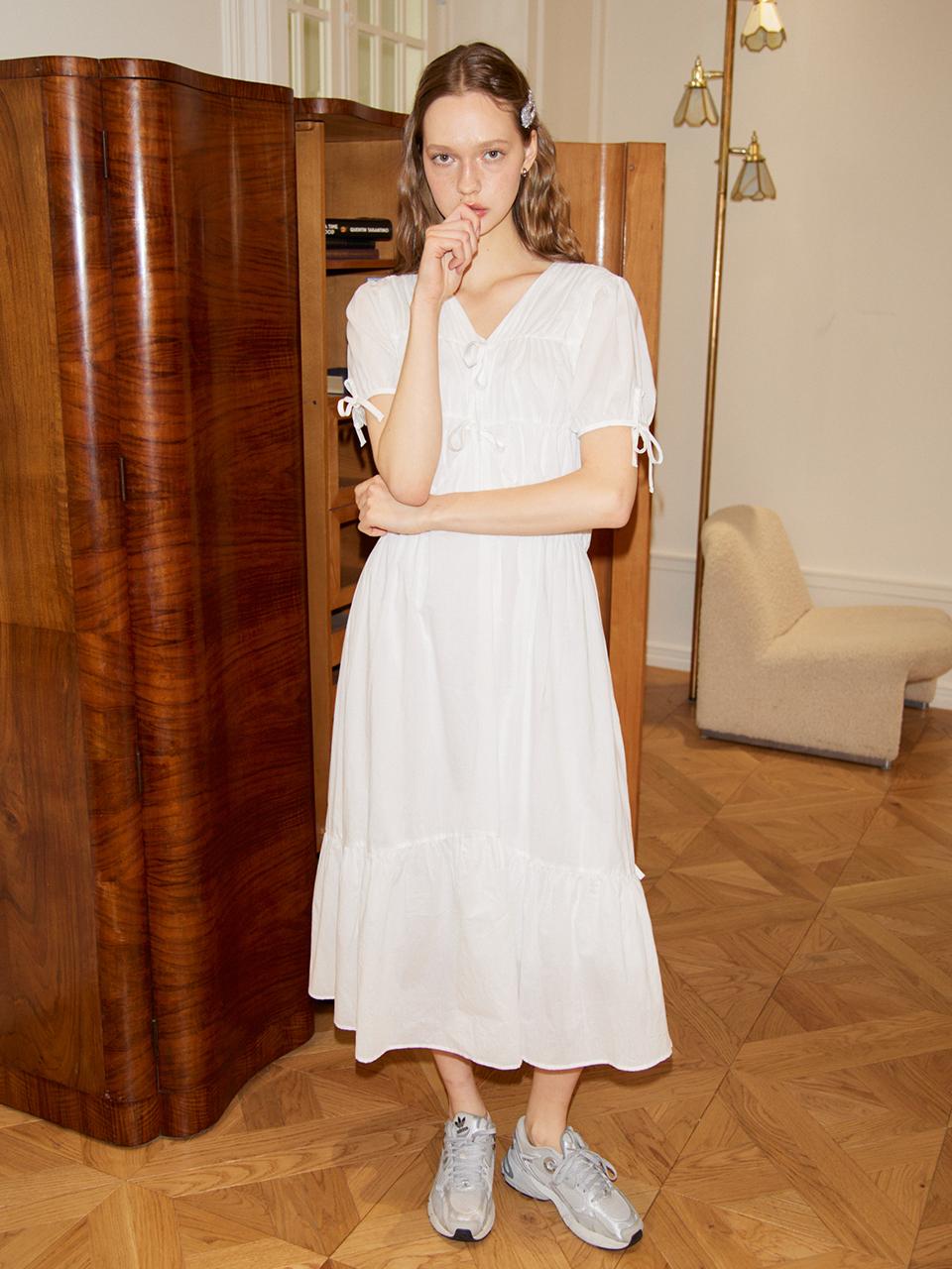 Ribbon Point Shirring Dress_ White