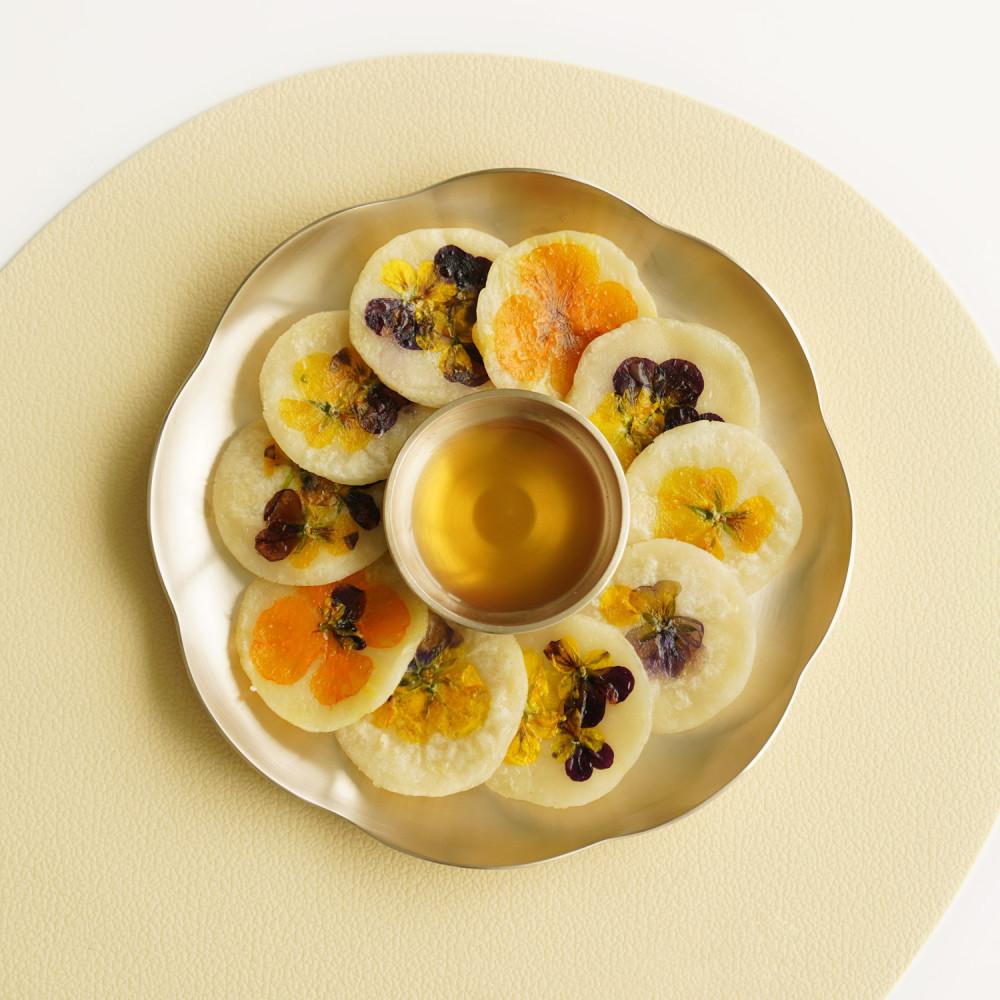 놋담 방짜유기 꽃접시 중