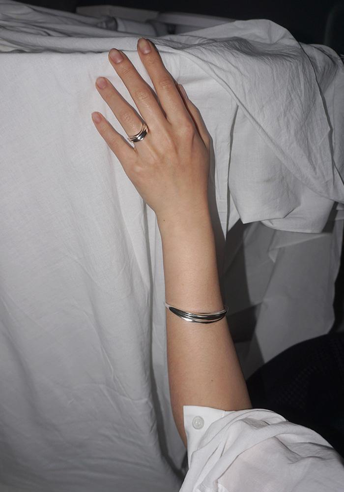 2-LAYERED FOLD RING (GLOSSY-SILVER)