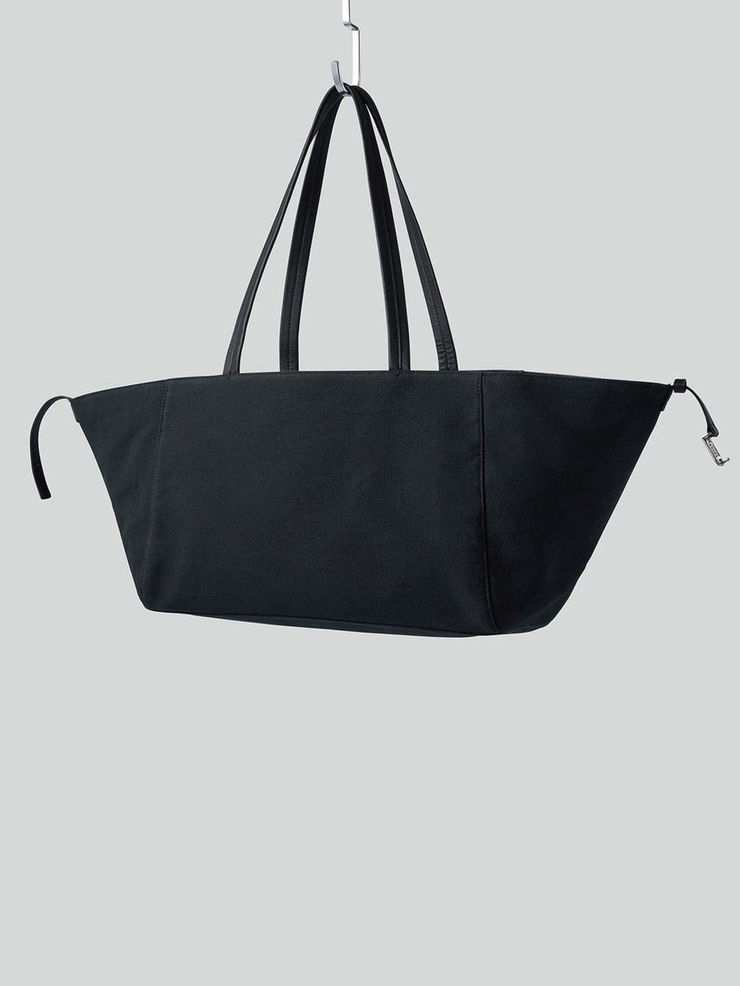 RC HOLIDAY CAVAS MEDIUM BAG (BLACK)