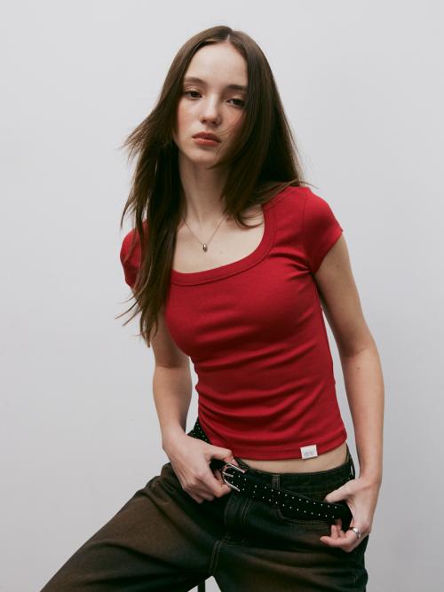 클래식 소프트 딥 스퀘어넥 티셔츠 (레드)