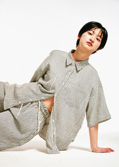 스트라이프 반소매 포켓셔츠 / black