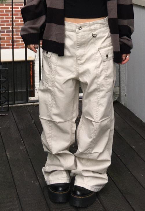 이즈이즈 Ivory cargo pant