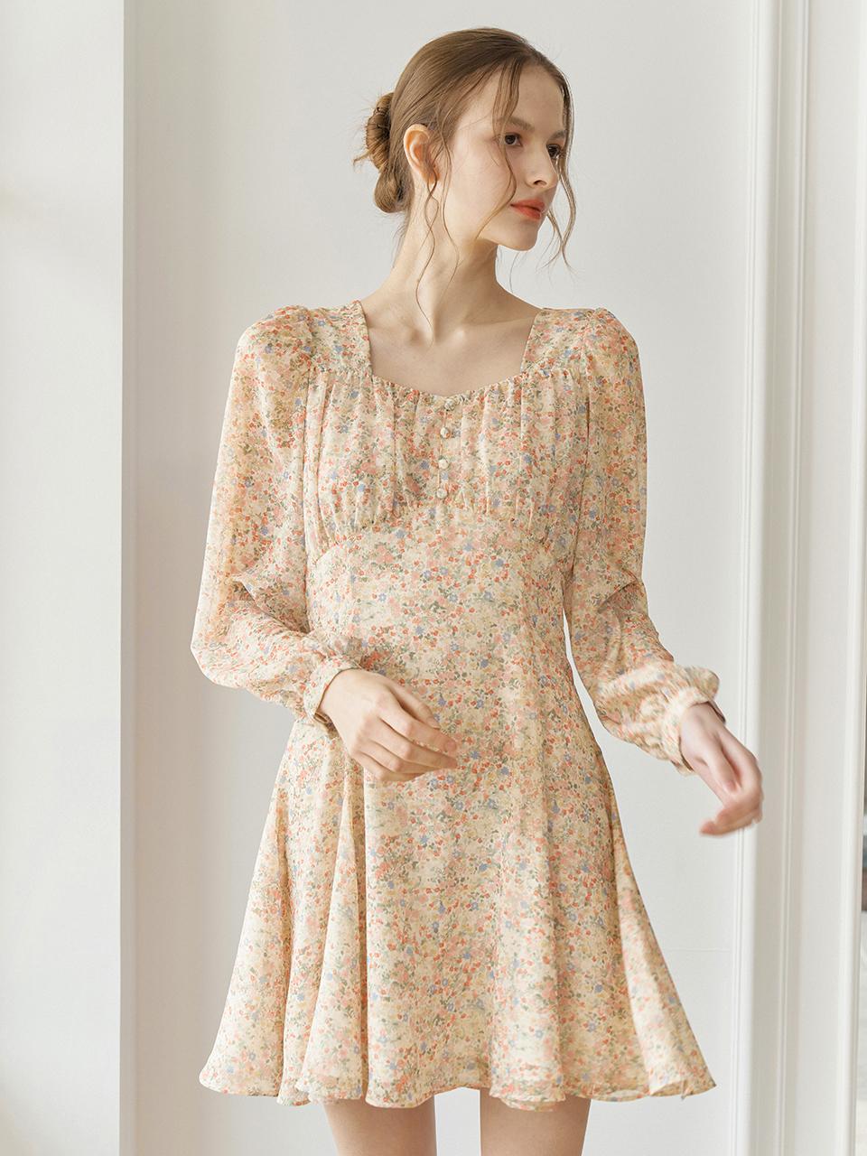 HEART NECK SHIRRING FLARE ONEPIECE_CREAM