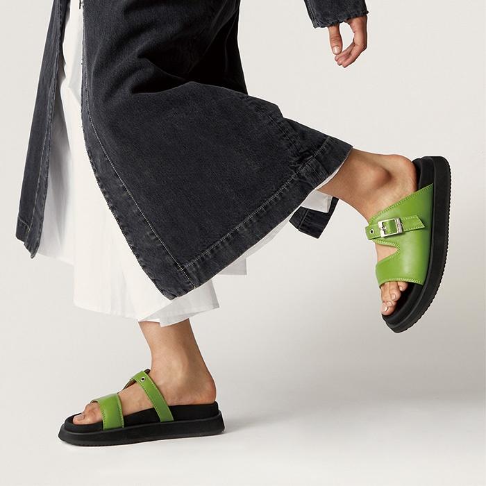Buckle Sandals /  Green