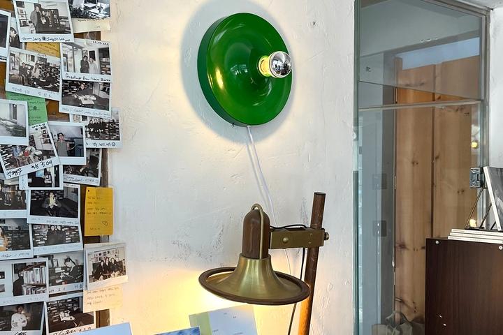 유에포키드 미드센추리 인테리어 벽조명 무타공 램프 무드등_그린