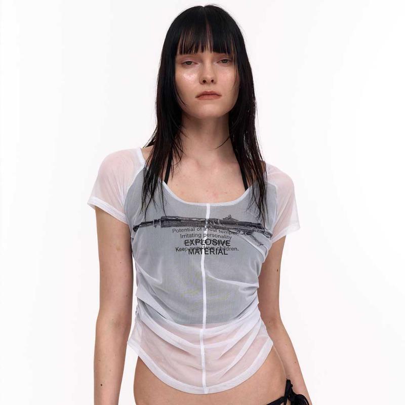 GUN AND AS RUCHED TOP