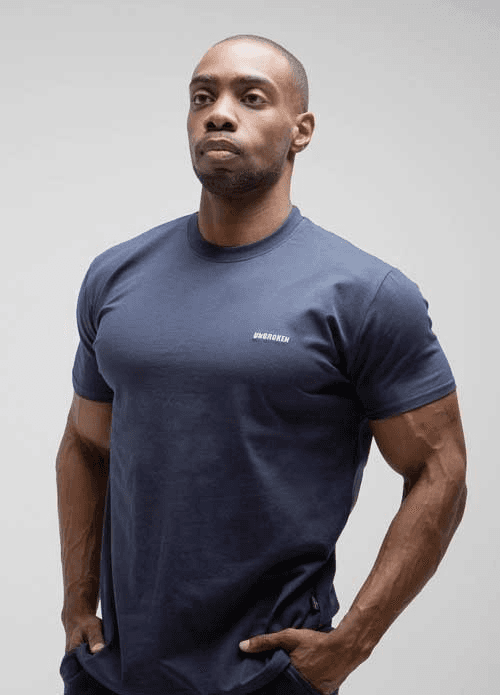 언브로큰 스몰로고 머슬핏 반팔 네이비