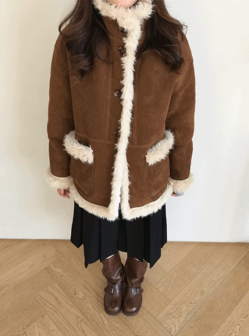 래빗 리버시블 퍼 무스탕