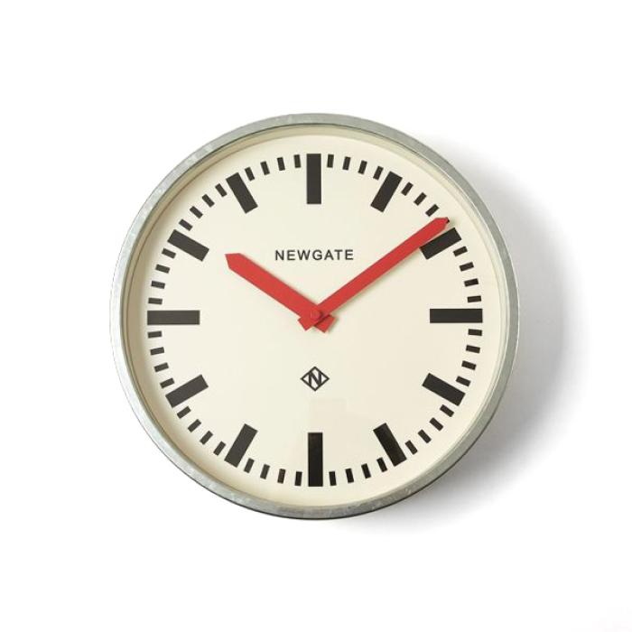 The Luggage Wall Clock - Red