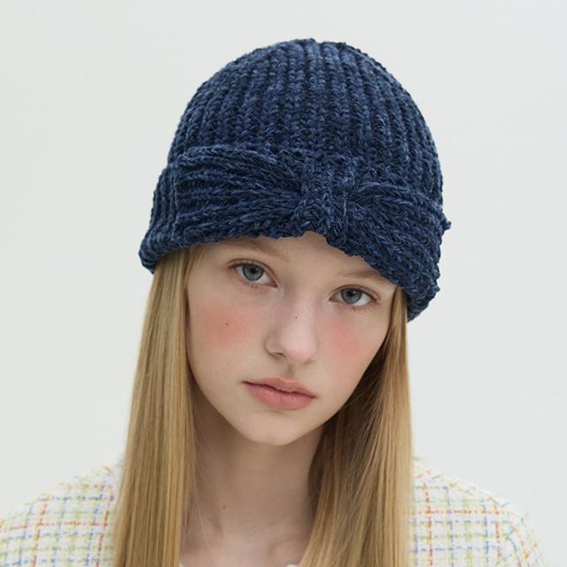 Rosette Beanie - Denim Yarn