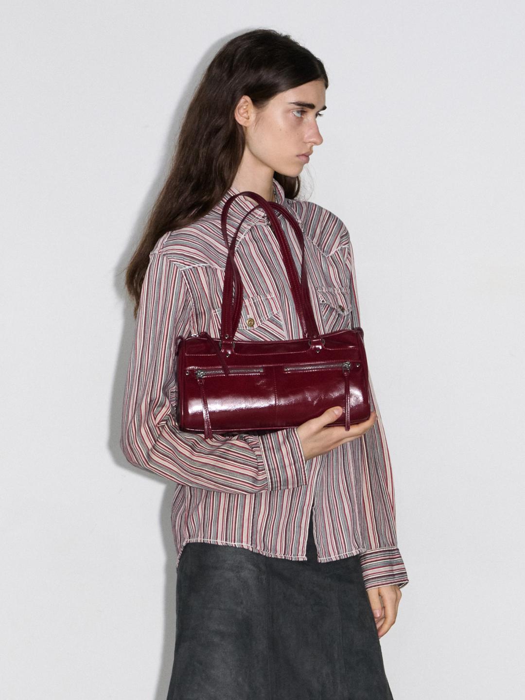 READY DUFFLE BAG - CHERRY RED