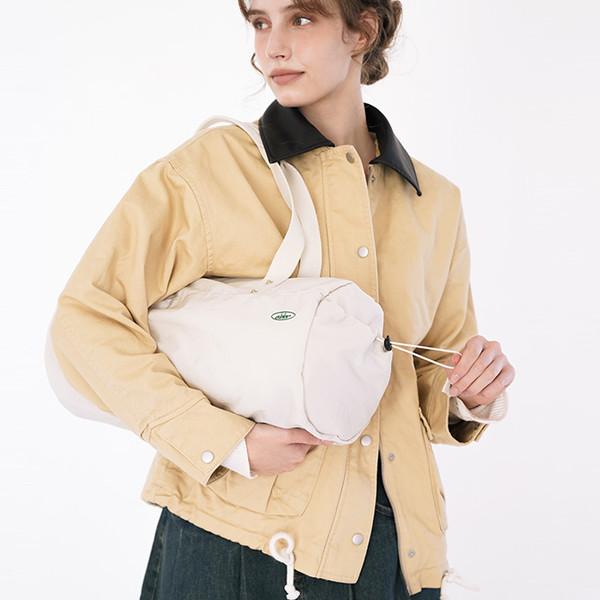 99s Shoulder Roll Bag Cream