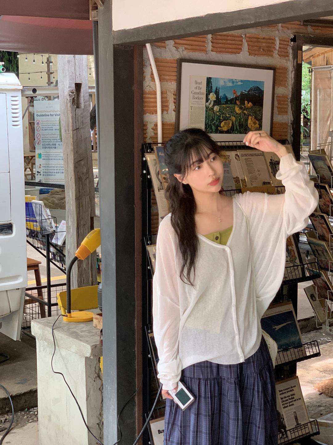 유리에 살안타템⛅엘르 썸머 브이넥 cardigan - 3color (여름가디건/휴양지룩/여행룩/브이넥가디건/데일리)