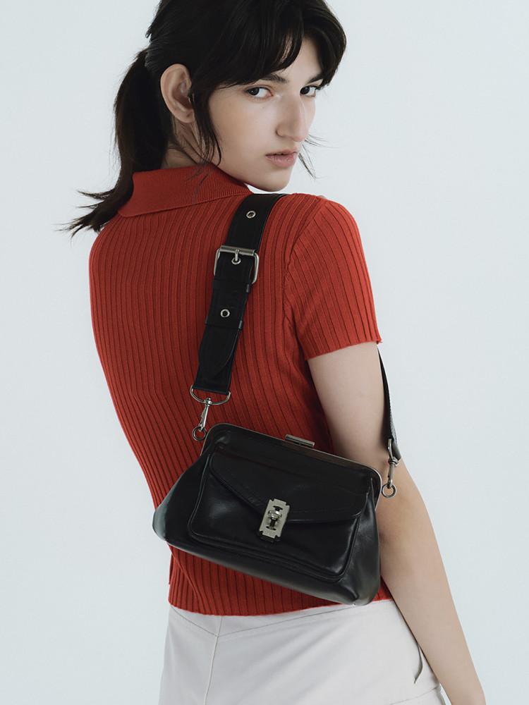 [vunque]Occam Doux Cargo Frame Shoulder S (오캄 두 카고 프레임 숄더 스몰) Black