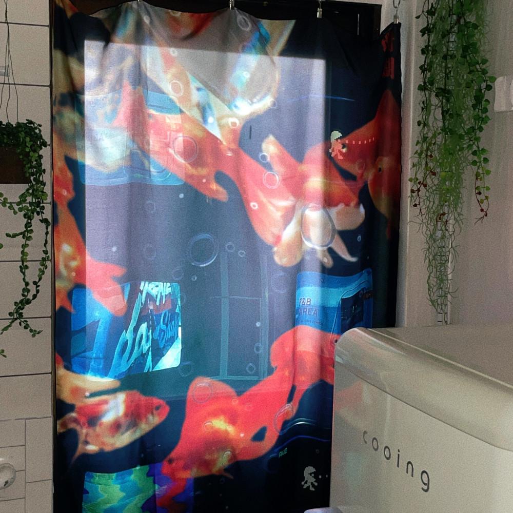 [BEST]제작3-14일)TV room 금붕어 패브릭 포스터(새틴)