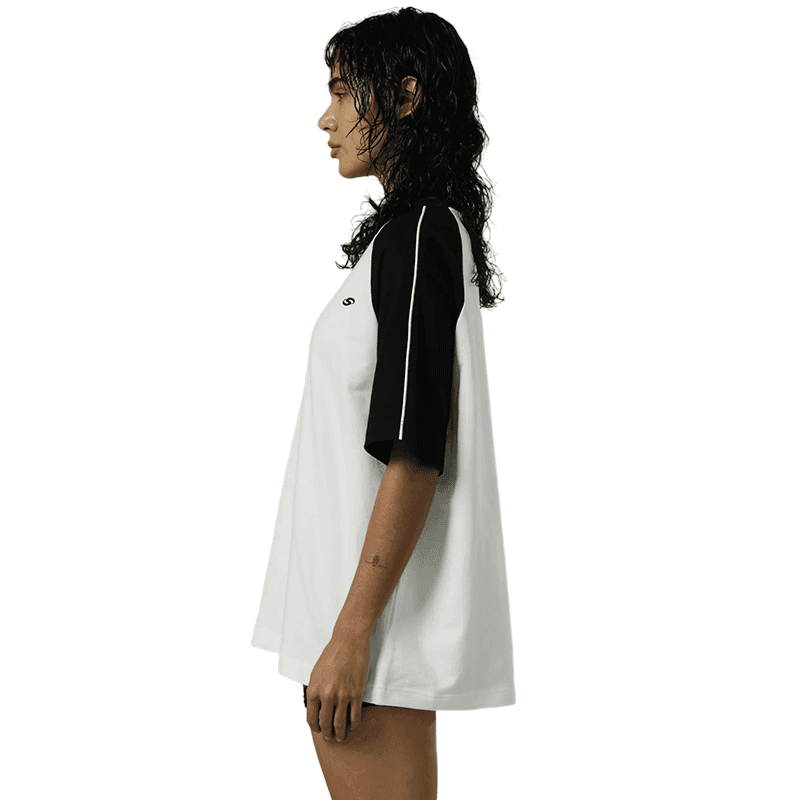 [SISTERS AND SEEKERS] Series Oversized Raglan Tee - Sisters and Seekers | 리켓