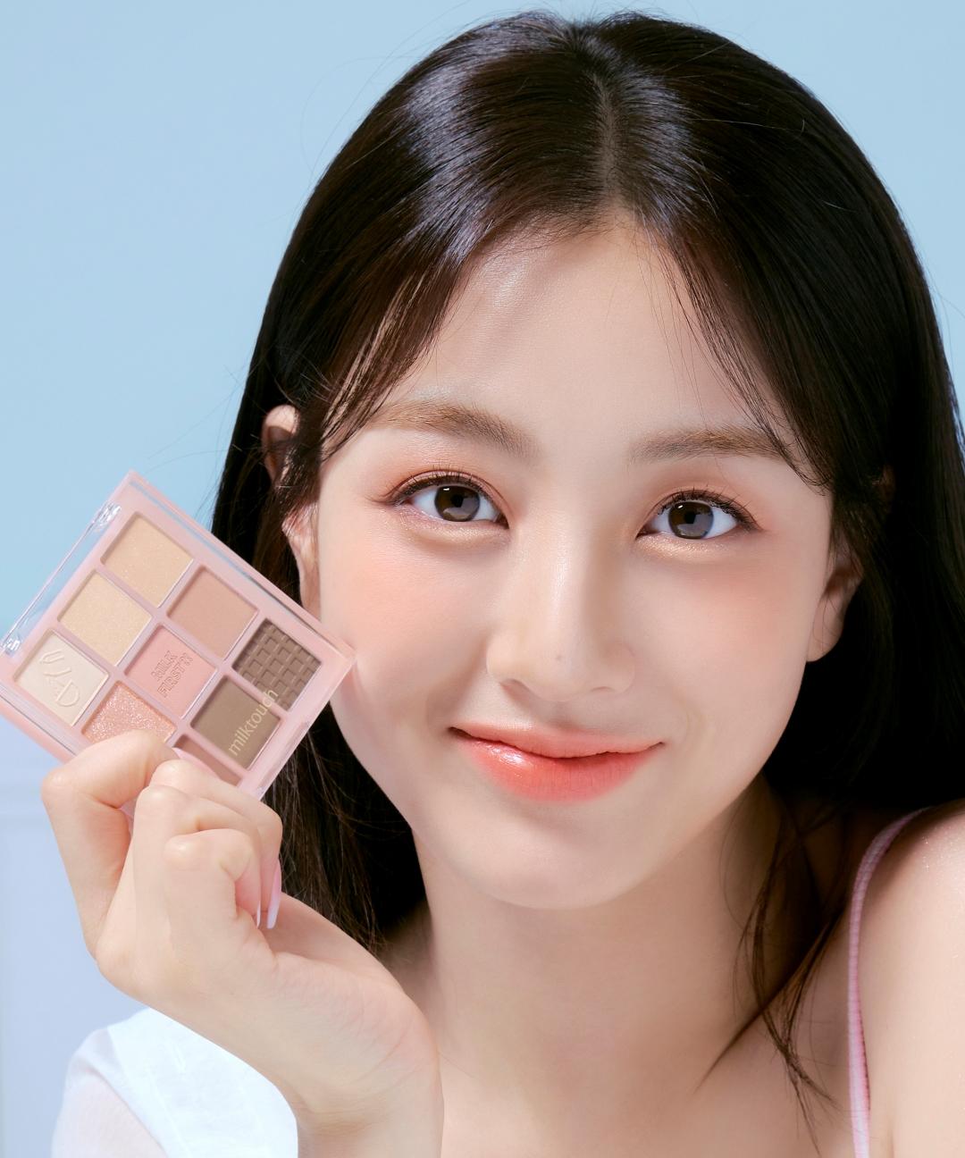 밀크터치 [금토일 특가][🎀유튜버 PICK] 톤 온 섀도우 팔레트