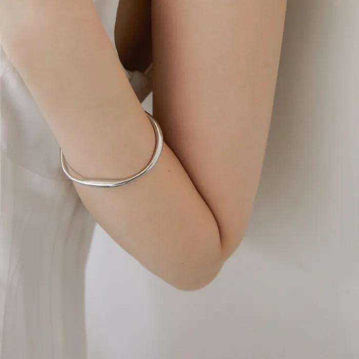 atypical bangle bracelet (W011_silver)