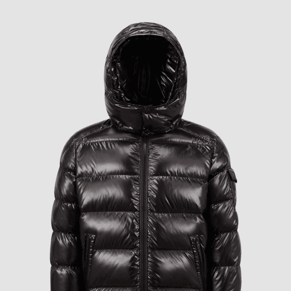 [정품 인증] 몽클레어 마야 후드 쇼트 다운 재킷